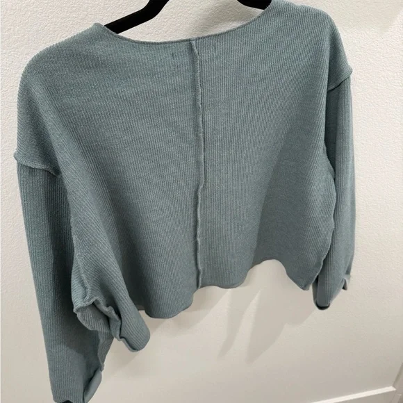 Urban Outfitters Mint Green Knit Top - Picture 2 of 4